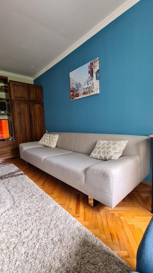 Kingston Apartment Пирот Екстериор снимка
