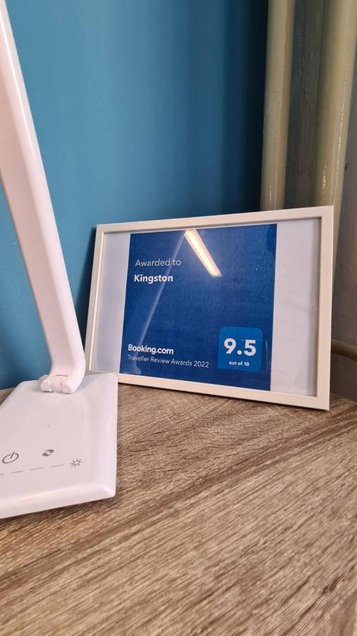 Kingston Apartment Пирот Екстериор снимка